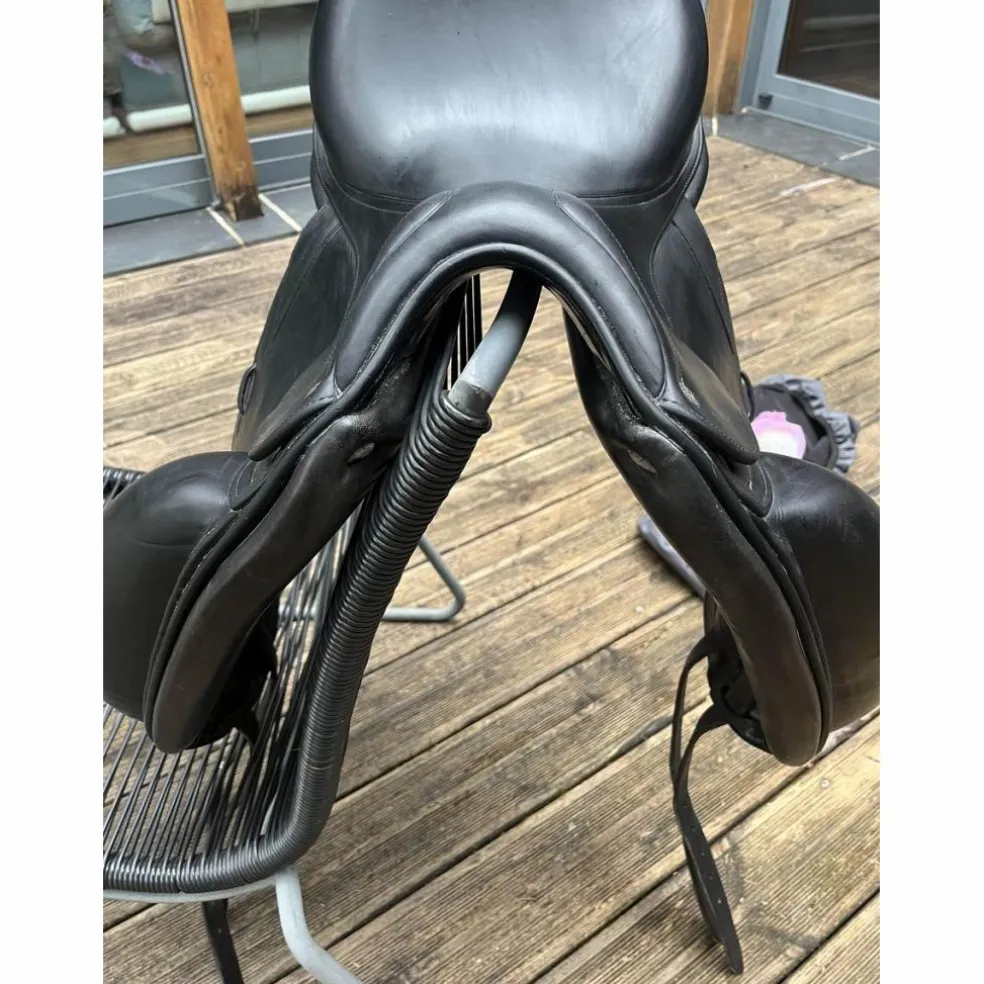 selle de dressage cwd SE08