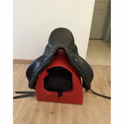 Selle de dressage devoucoux makila Lab 18