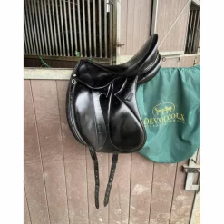 Selle de dressage Devoucoux