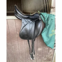 Selle de dressage Devoucoux