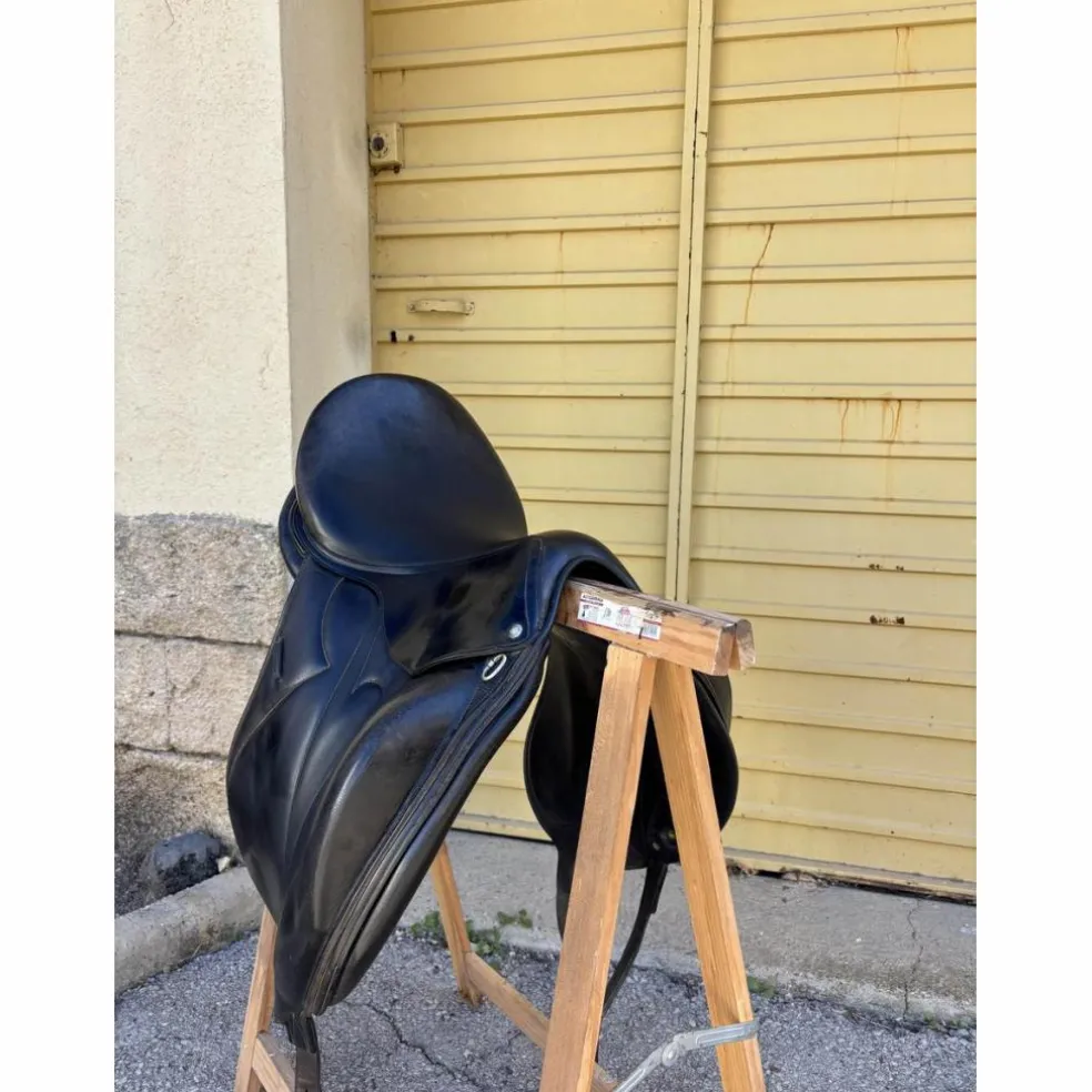 Selle de dressage Devoucoux Makila Lab