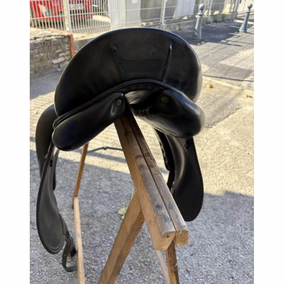 Selle de dressage Devoucoux Makila Lab