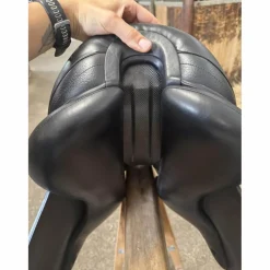 Selle de dressage Devoucoux Makila Harmonie S 2024