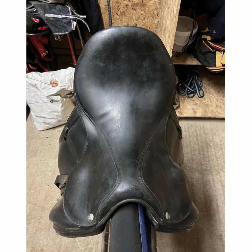 selle de dressage Devoucoux Milady