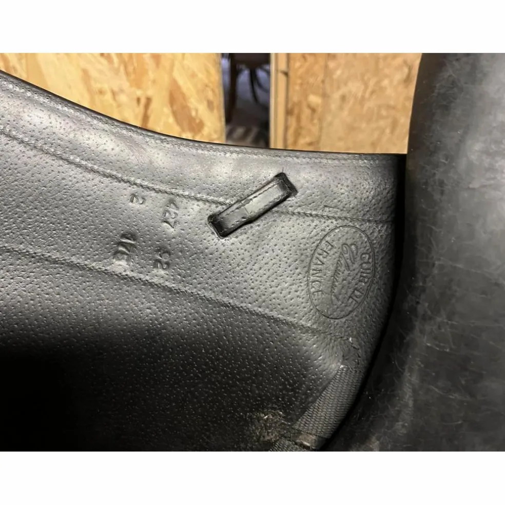 selle de dressage Devoucoux Milady