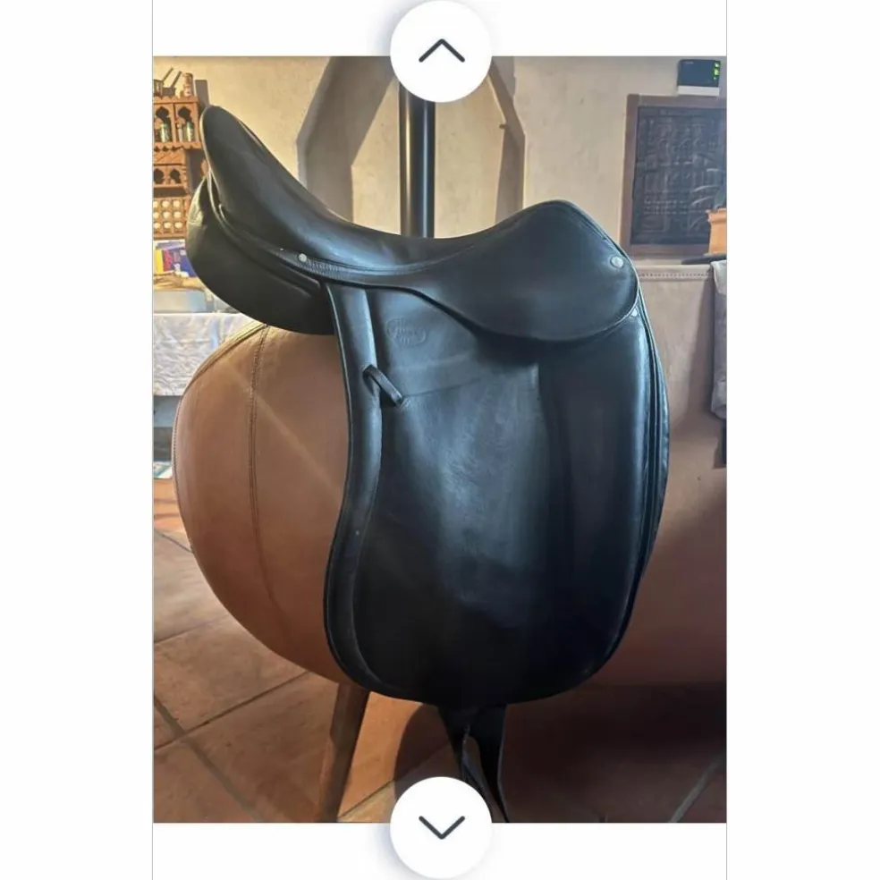 selle de dressage Devoucoux Milady