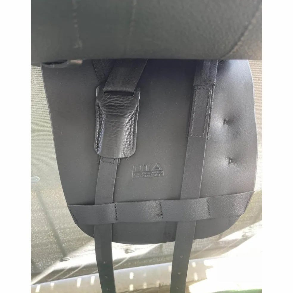 Selle de dressage DTA