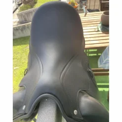 Selle de dressage DTA