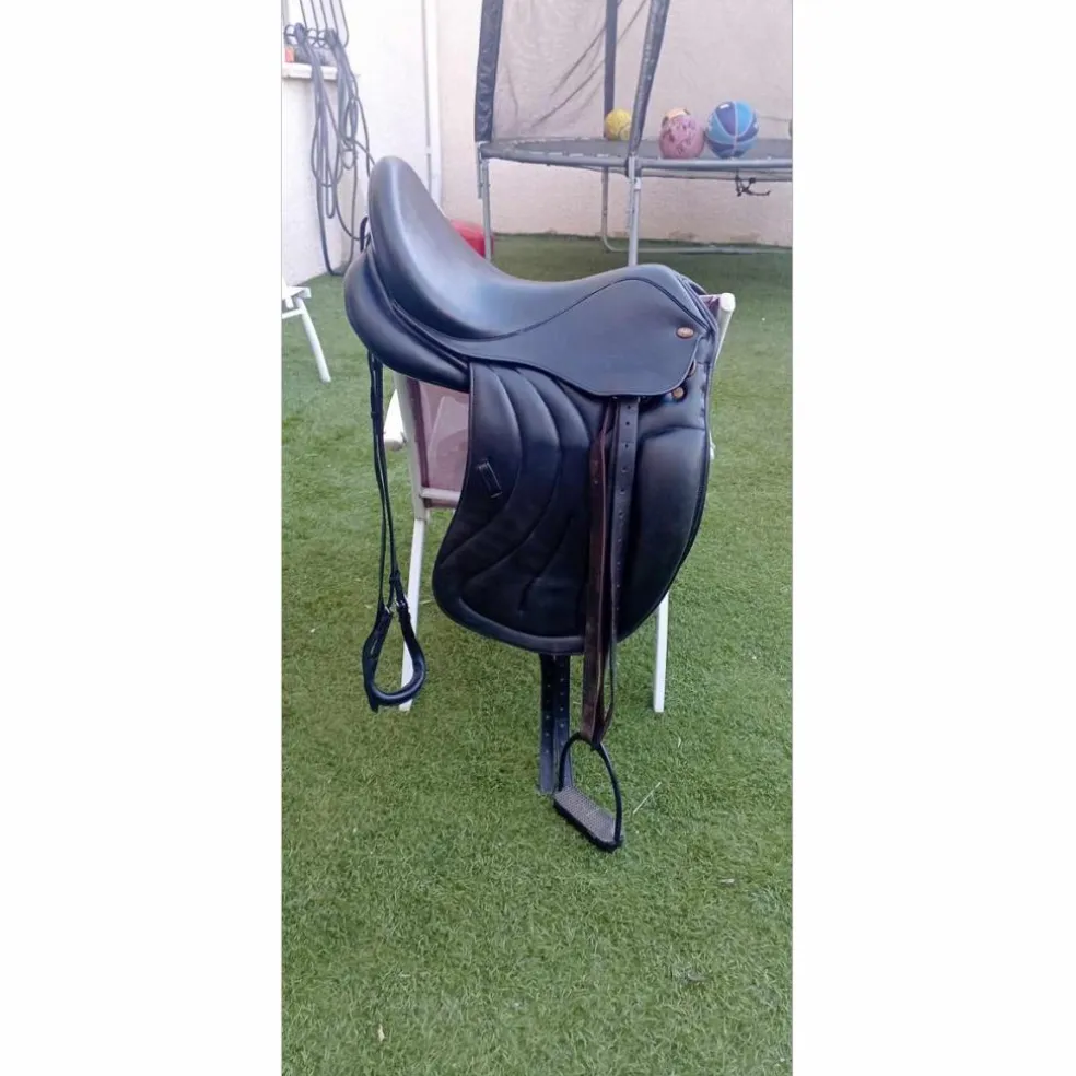 Selle de dressage en cuir Eric Thomas