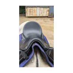 Selle de dressage EQUIPE Kalifornia 17.5 2023