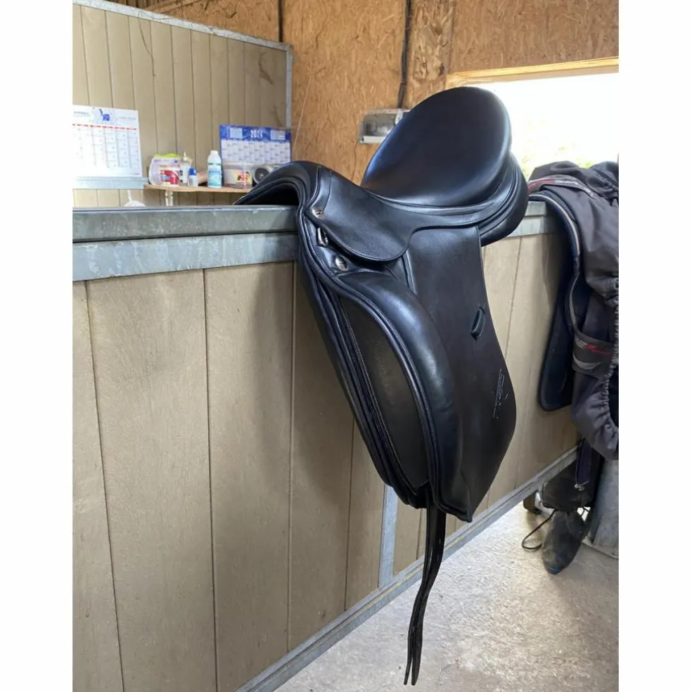 Selle de dressage Erreplus 17,5’