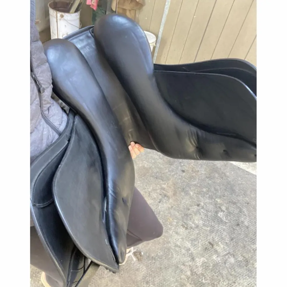 Selle de dressage Erreplus 17,5’
