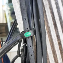 Selle de dressage et bride en cuir noir