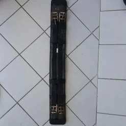 Selle de dressage et bride en cuir noir