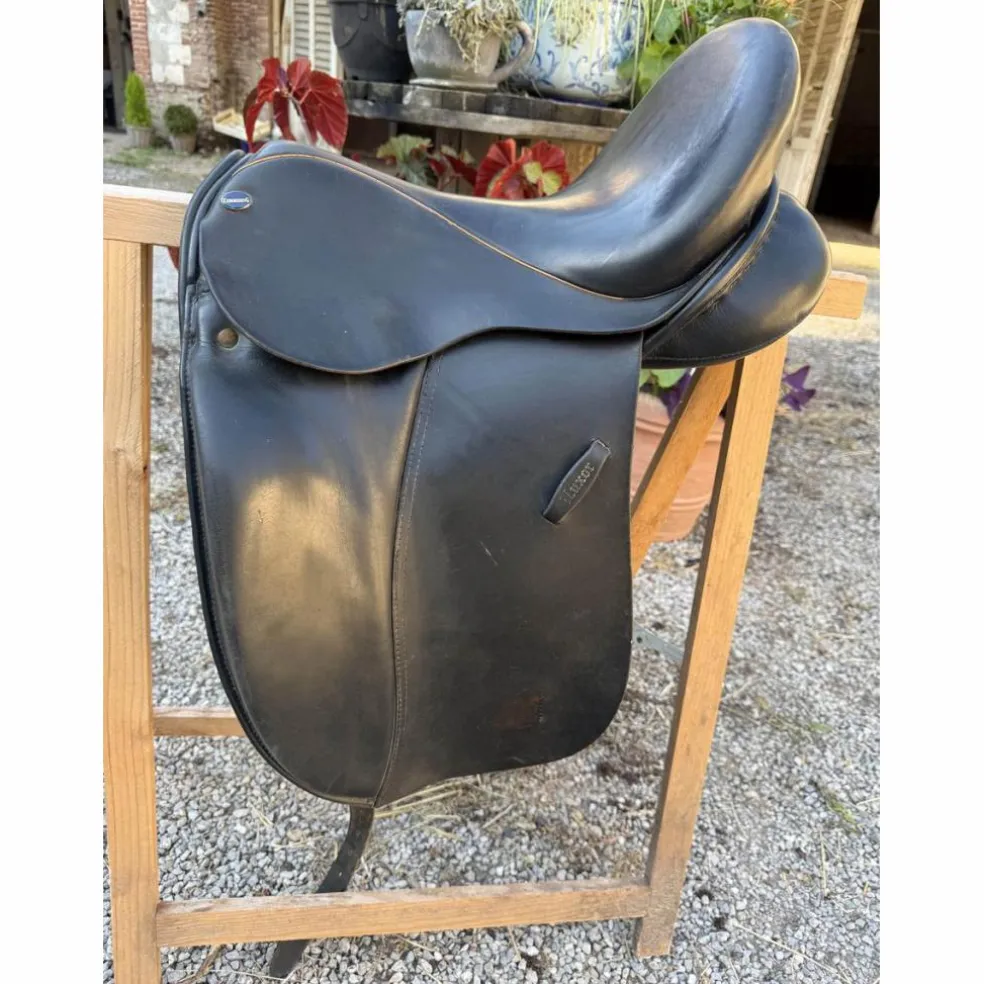 Selle de dressage EURORIDING model Luxor