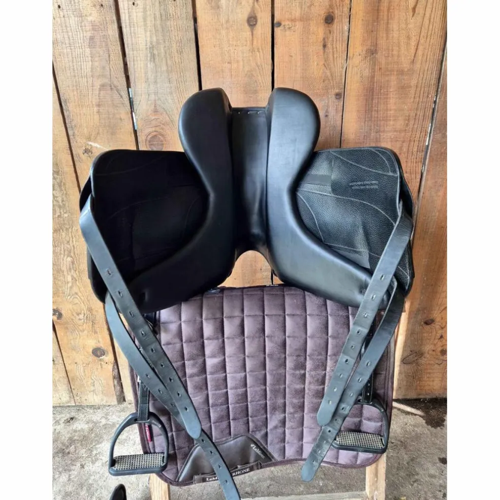 Selle de dressage Forestier Aachen II – 2021 – 16,5 pouces