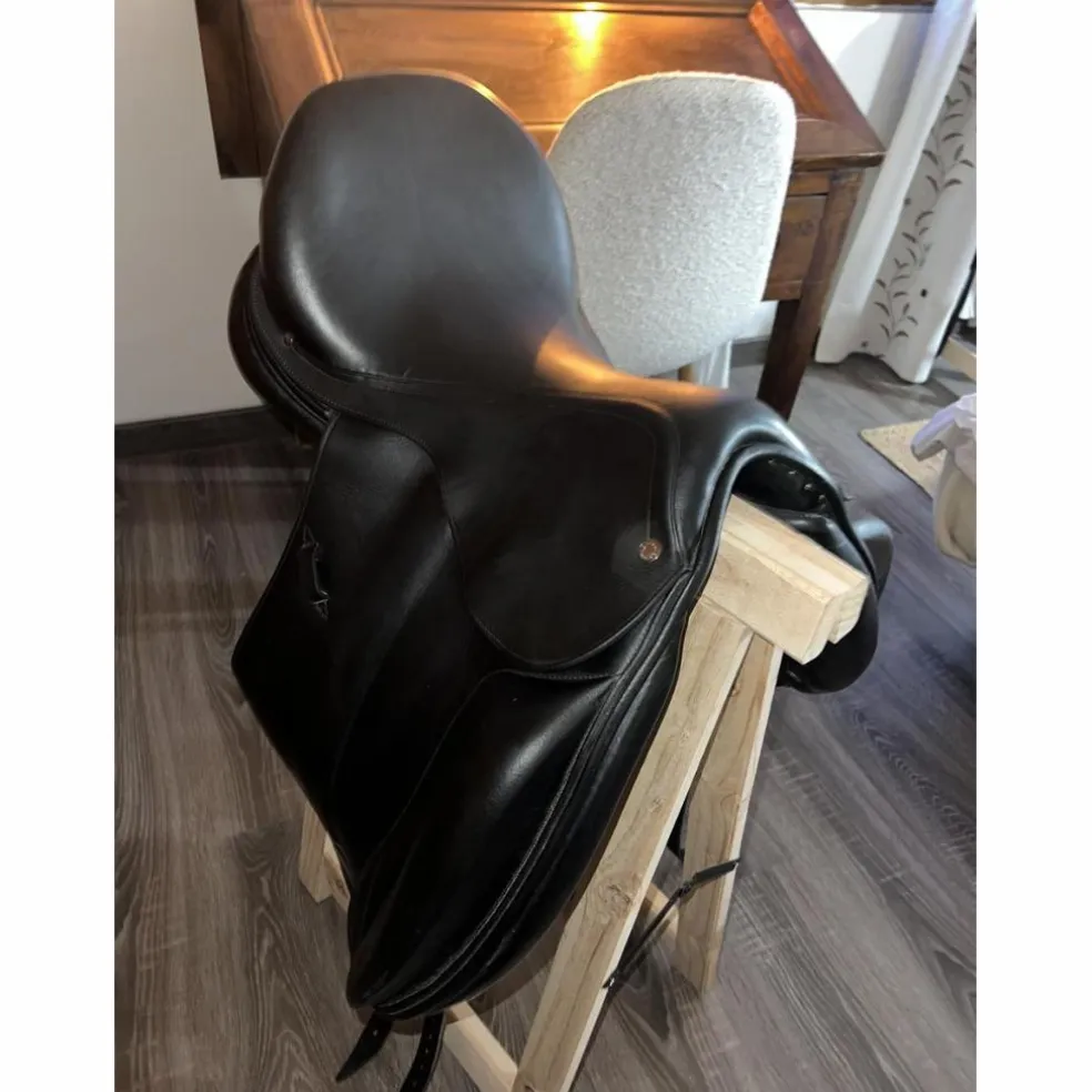 Selle de dressage Hermès