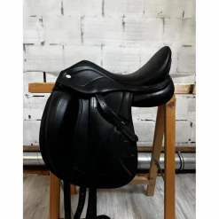 Selle de dressage Ikonic