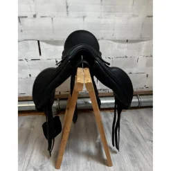 Selle de dressage Ikonic