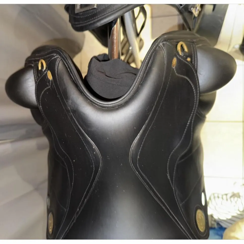SELLE DE DRESSAGE JEAN-LUC MAUREL
