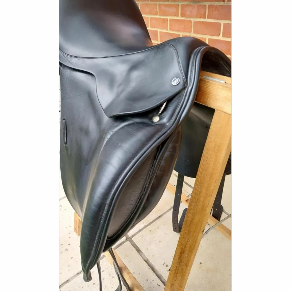 Selle de dressage Jeremy Rudge