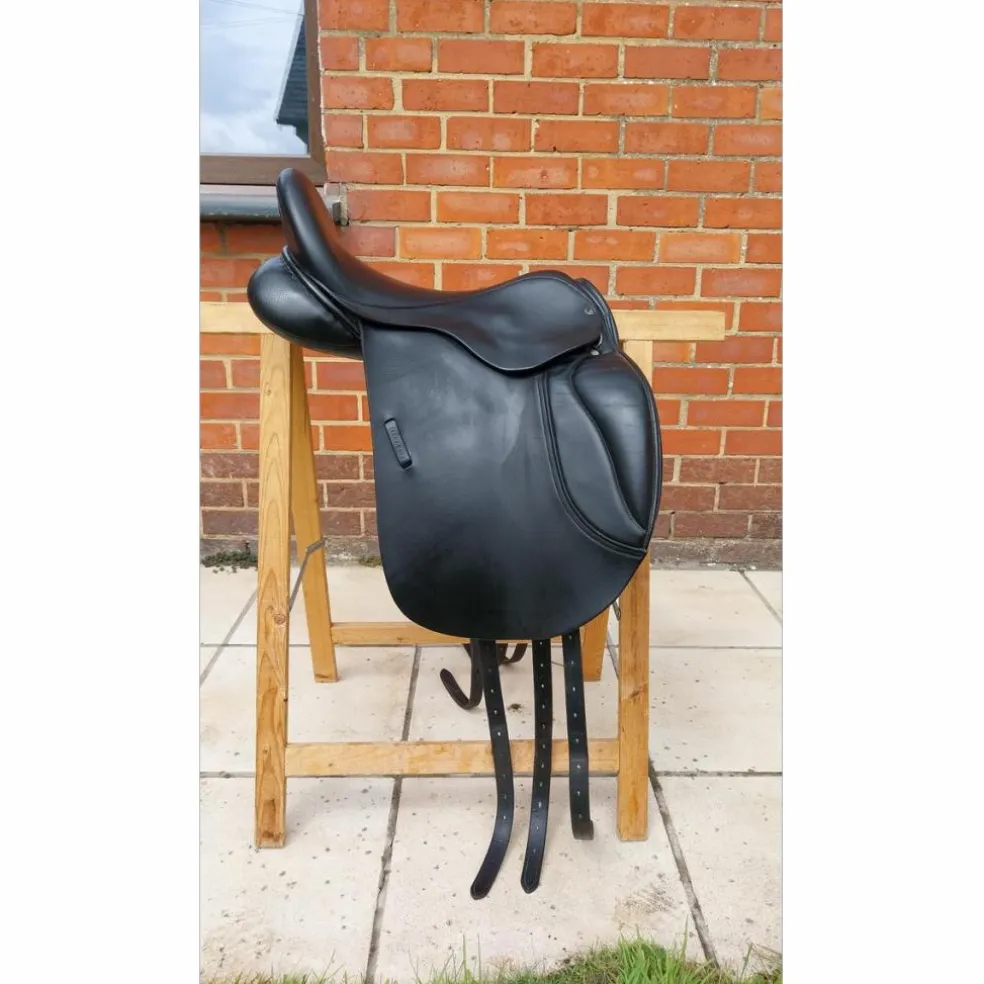 Selle de dressage Jeremy Rudge