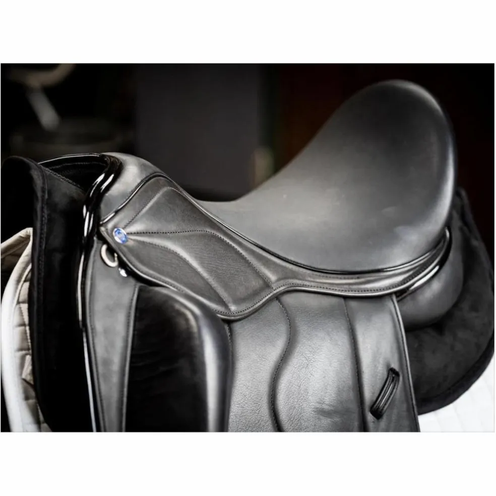 Selle de dressage KM worldriding