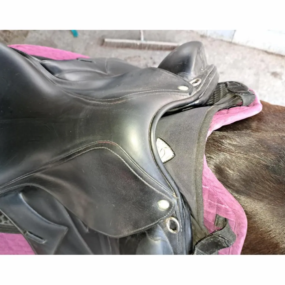 Selle de dressage Makila Devoucoux