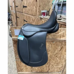 Selle de dressage norton