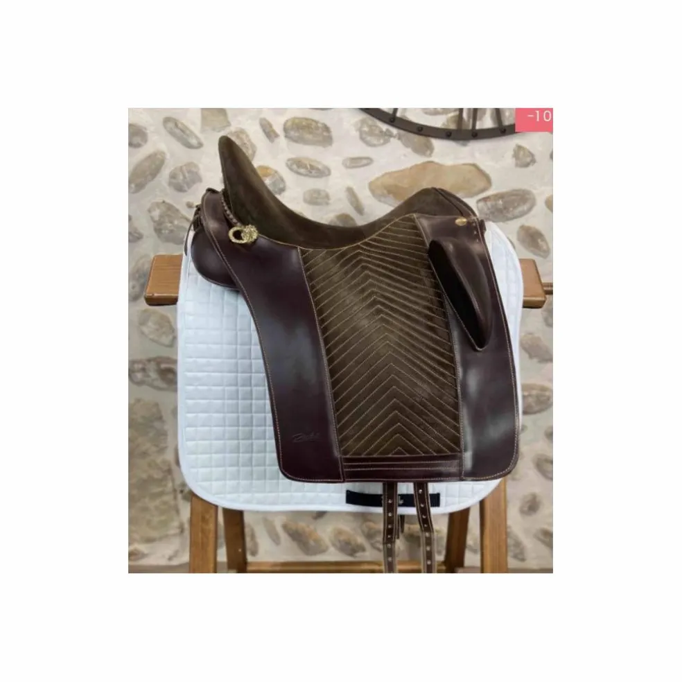 Selle de dressage portugaise