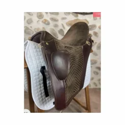Selle de dressage portugaise