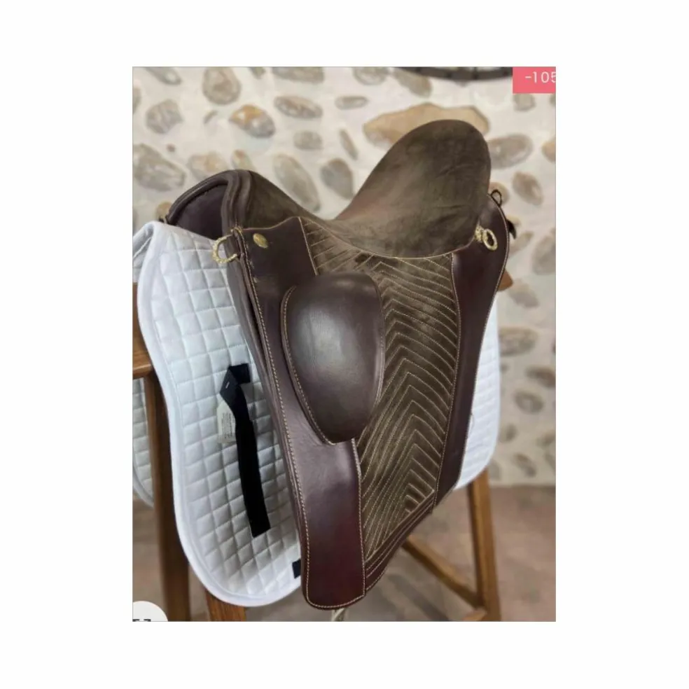 Selle de dressage portugaise