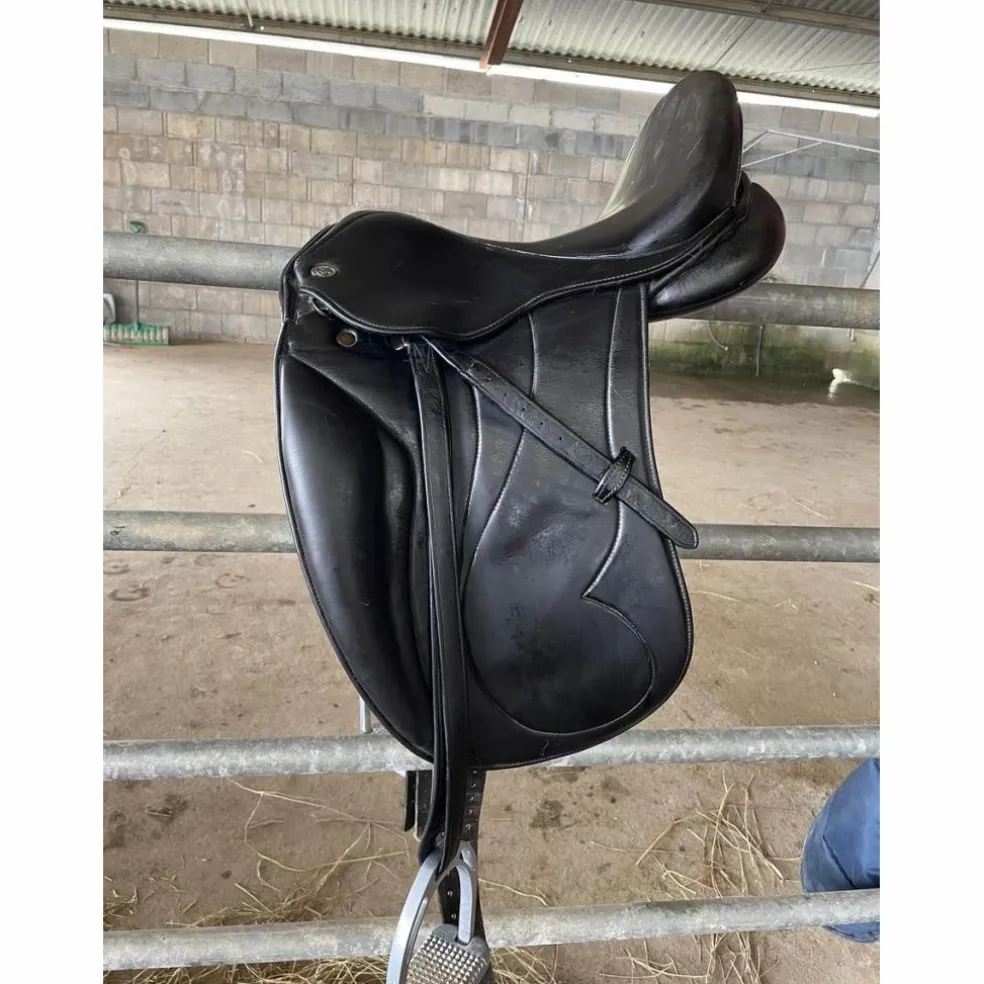 Selle de dressage Éric Thomas