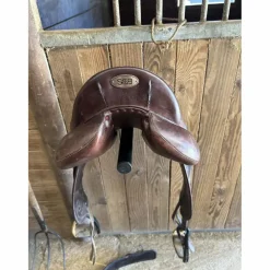 Selle de dressage scb