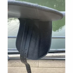 Selle de dressage synthétique 17 pouces
