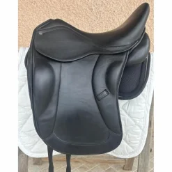 Selle de dressage « Victoria » sellerie baude