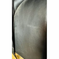 Selle de dressage Waldhaussen noire 17.5 synthétique