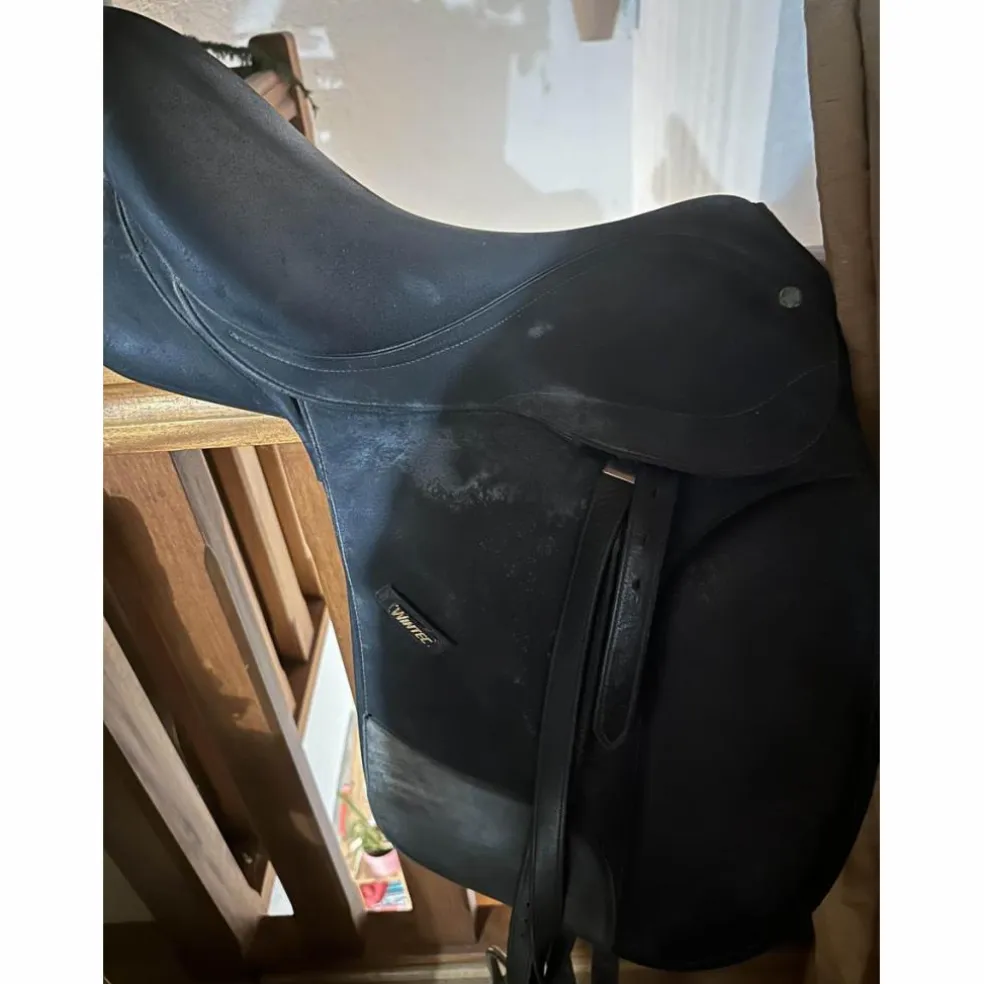 Selle de dressage wintec pro arcade noir