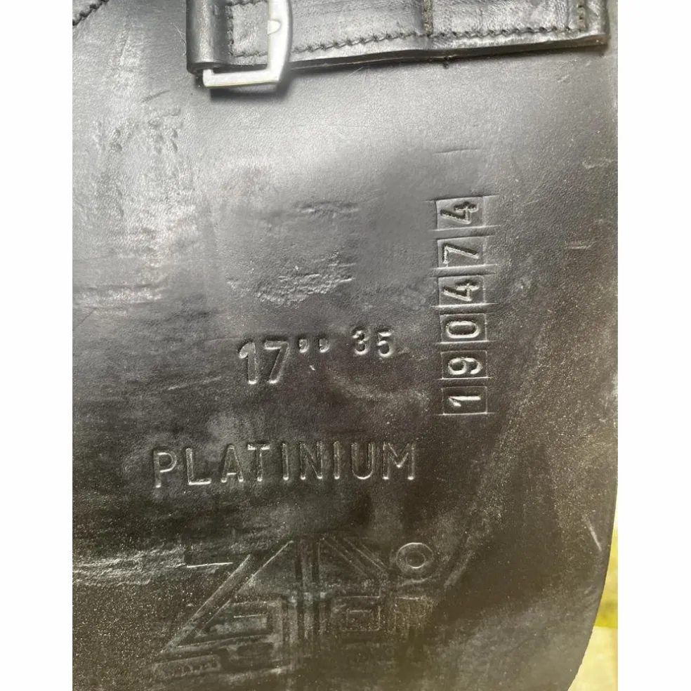 Selle de dressage Zaldi 17’’