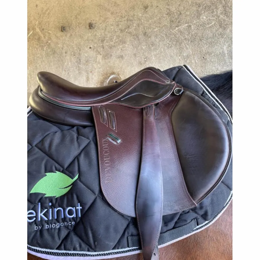 selle Devoucoux