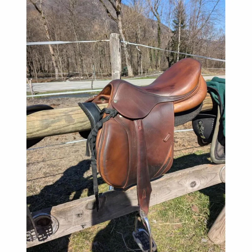 Selle Devoucoux 17,5