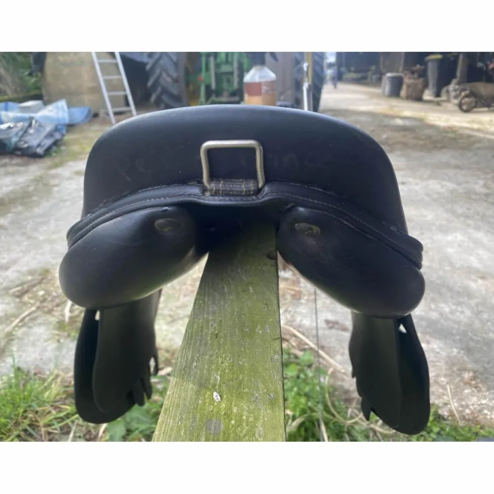 selle devoucoux 16’