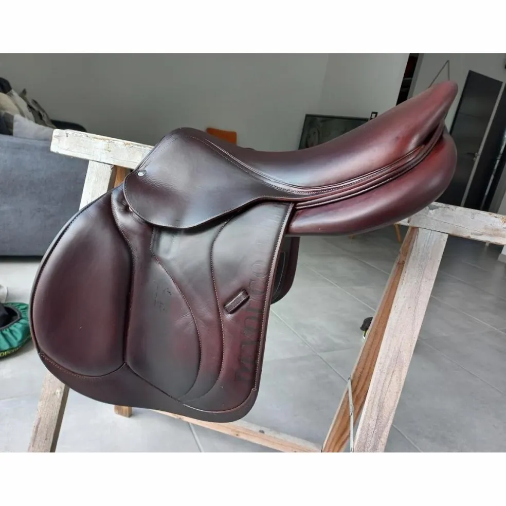 Selle Devoucoux Biarritz S – 2019 – 18" / Quartiers 3A – Parfait État