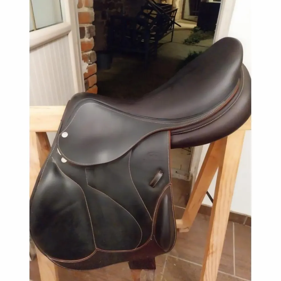 Selle Devoucoux Chiberta O 18"