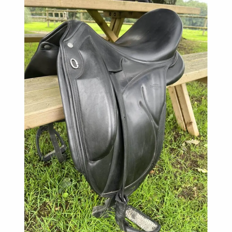 selle devoucoux dressage