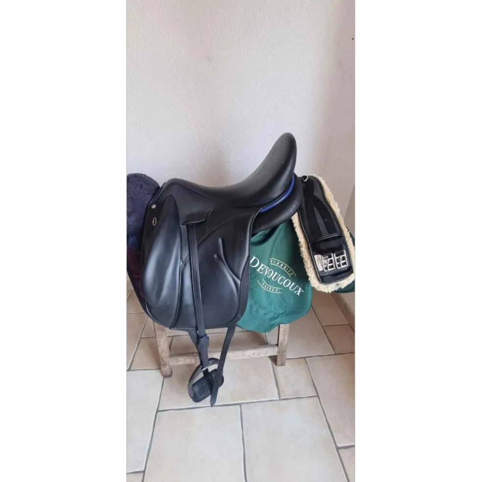 selle Devoucoux Makila Lab équipée