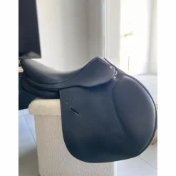 Selle d’obstacle antares noir 17,5