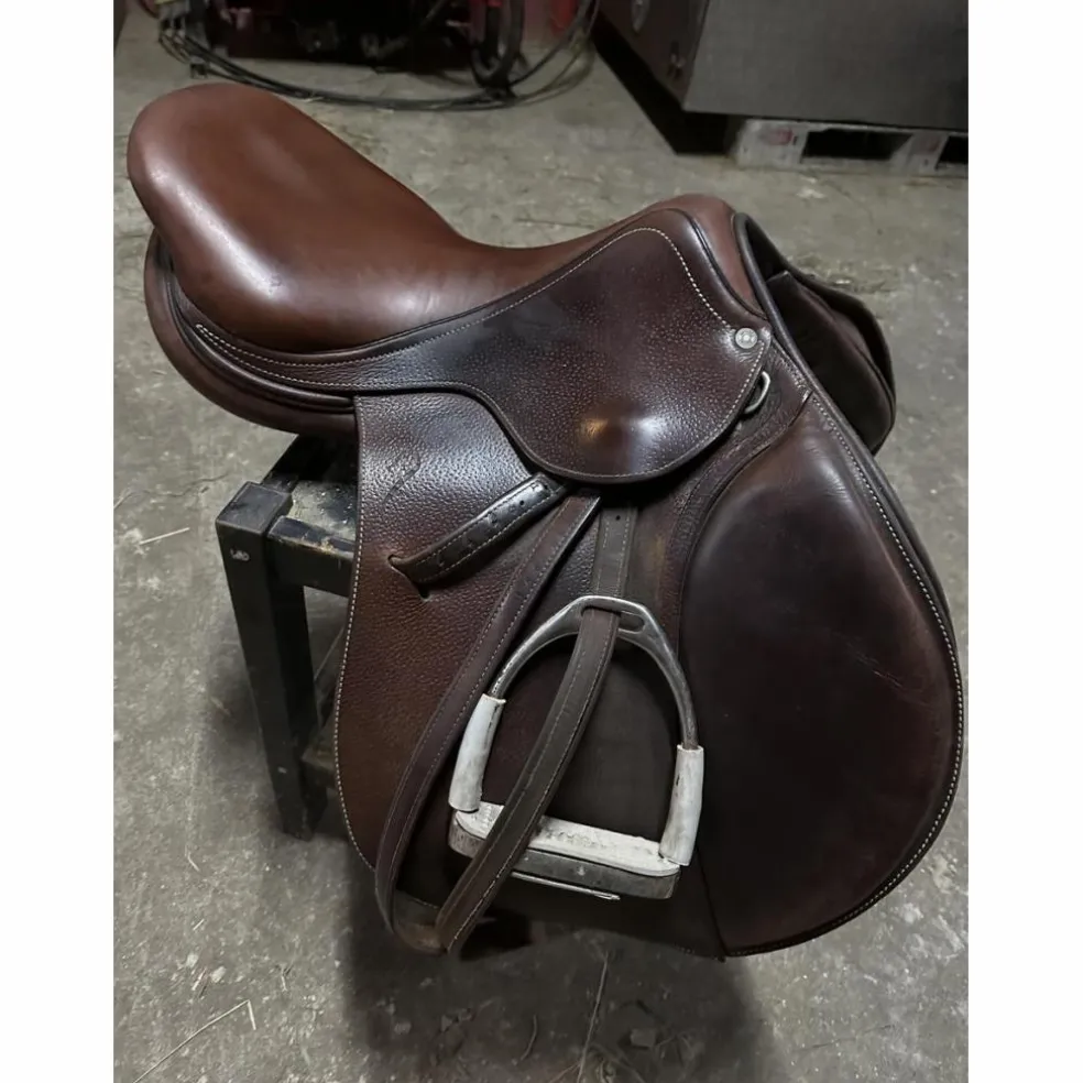 Selle d’obstacle cuir