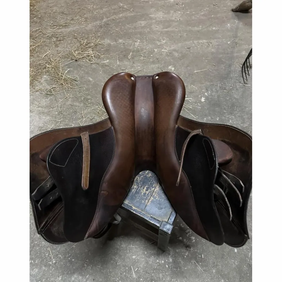 Selle d’obstacle cuir