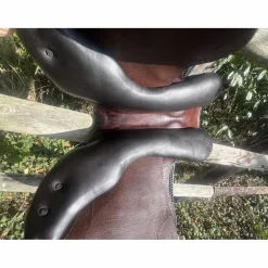 Selle d'obstacle Equiline Nick Skelton (17